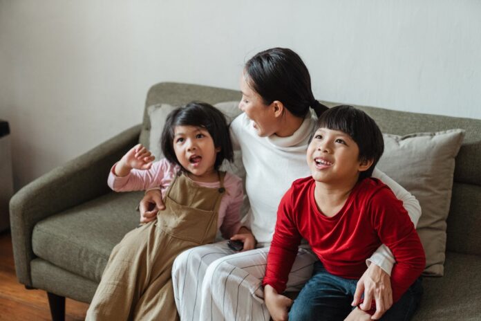 Parenting zaman dulu dan zaman sekarang